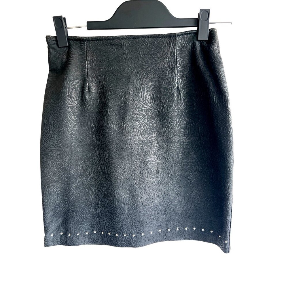 Vintage textured black leather skirt size Small